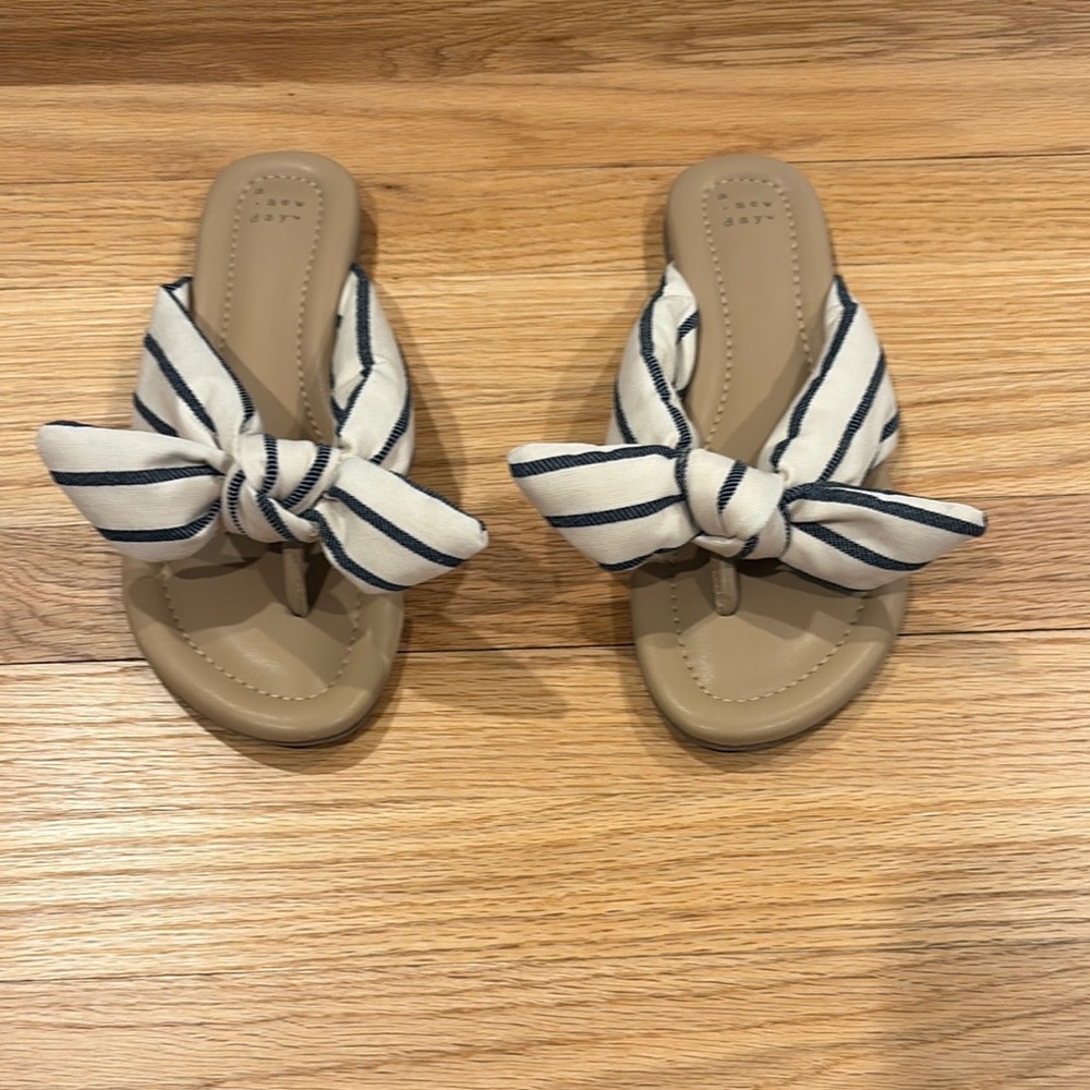 Striped Bow Sandals